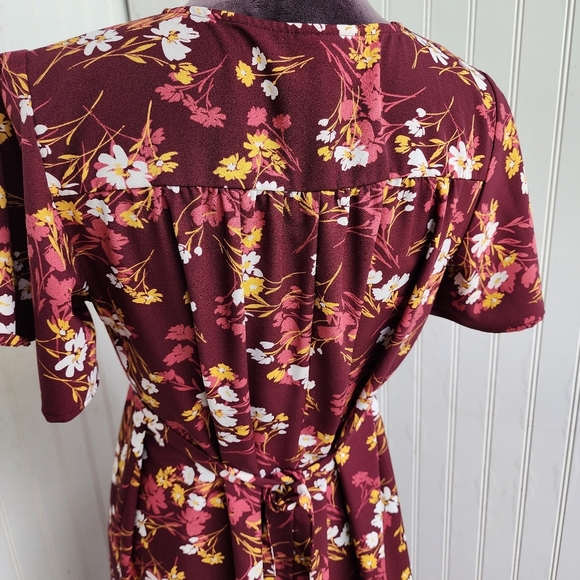 Maternity Short Flutter Sleeve Dress Isabel Maternity Maroon Floral Sz S - Picture 8 of 15